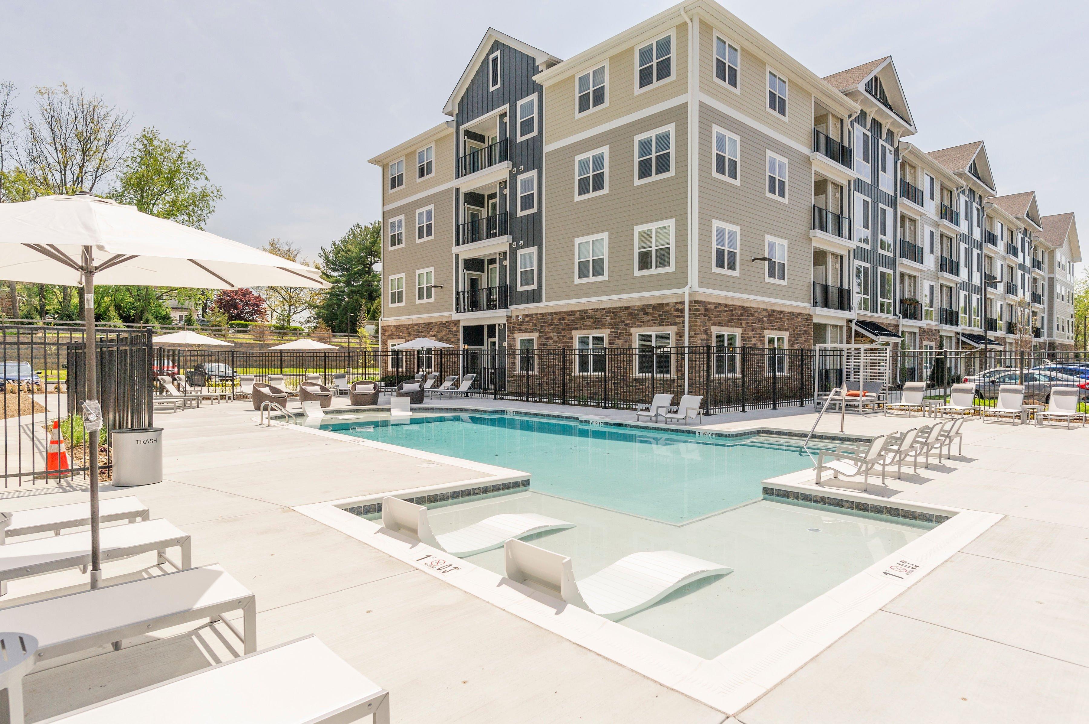 Kennett Pool with Loungers.jpg