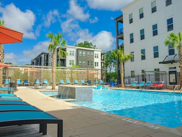 FY Pool with Chairs and Fountain.jpg
